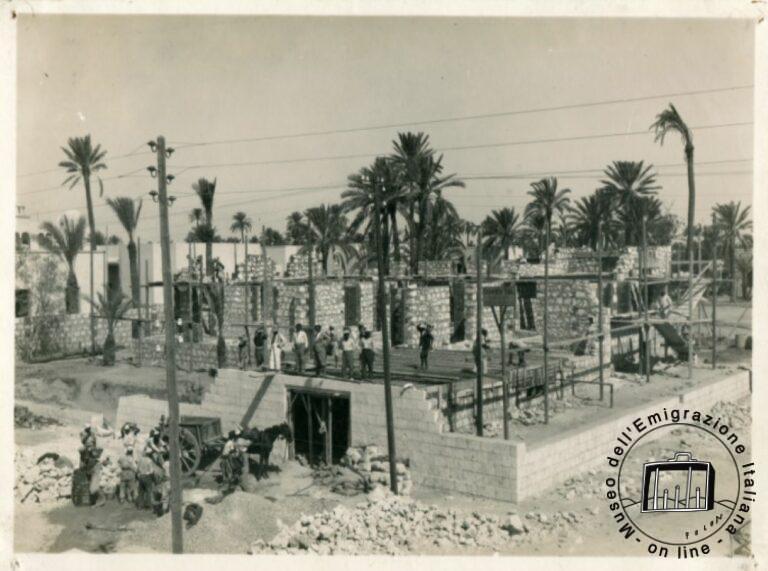 Libia, Tripoli. Las obras de construcción